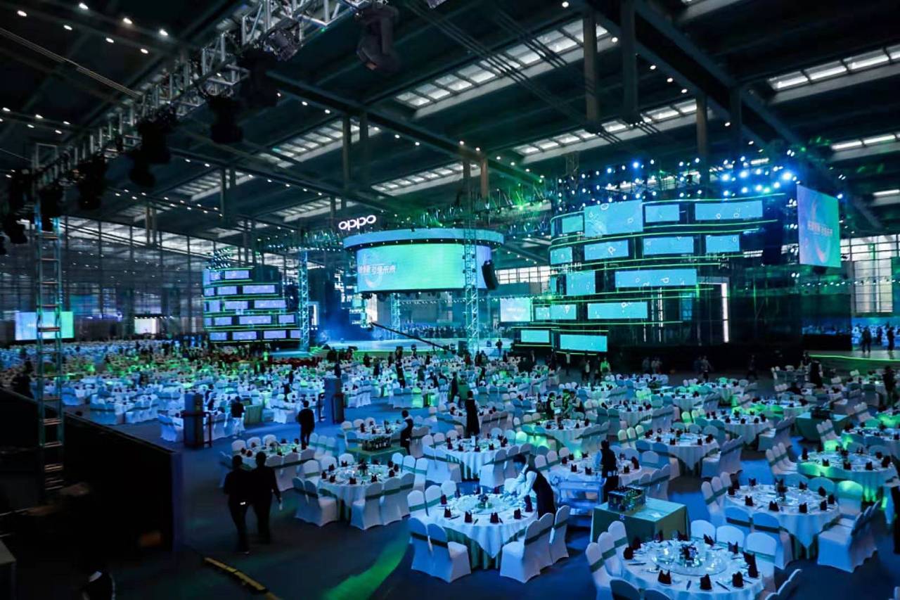 oppo年会深圳会展中心舞美活动设计