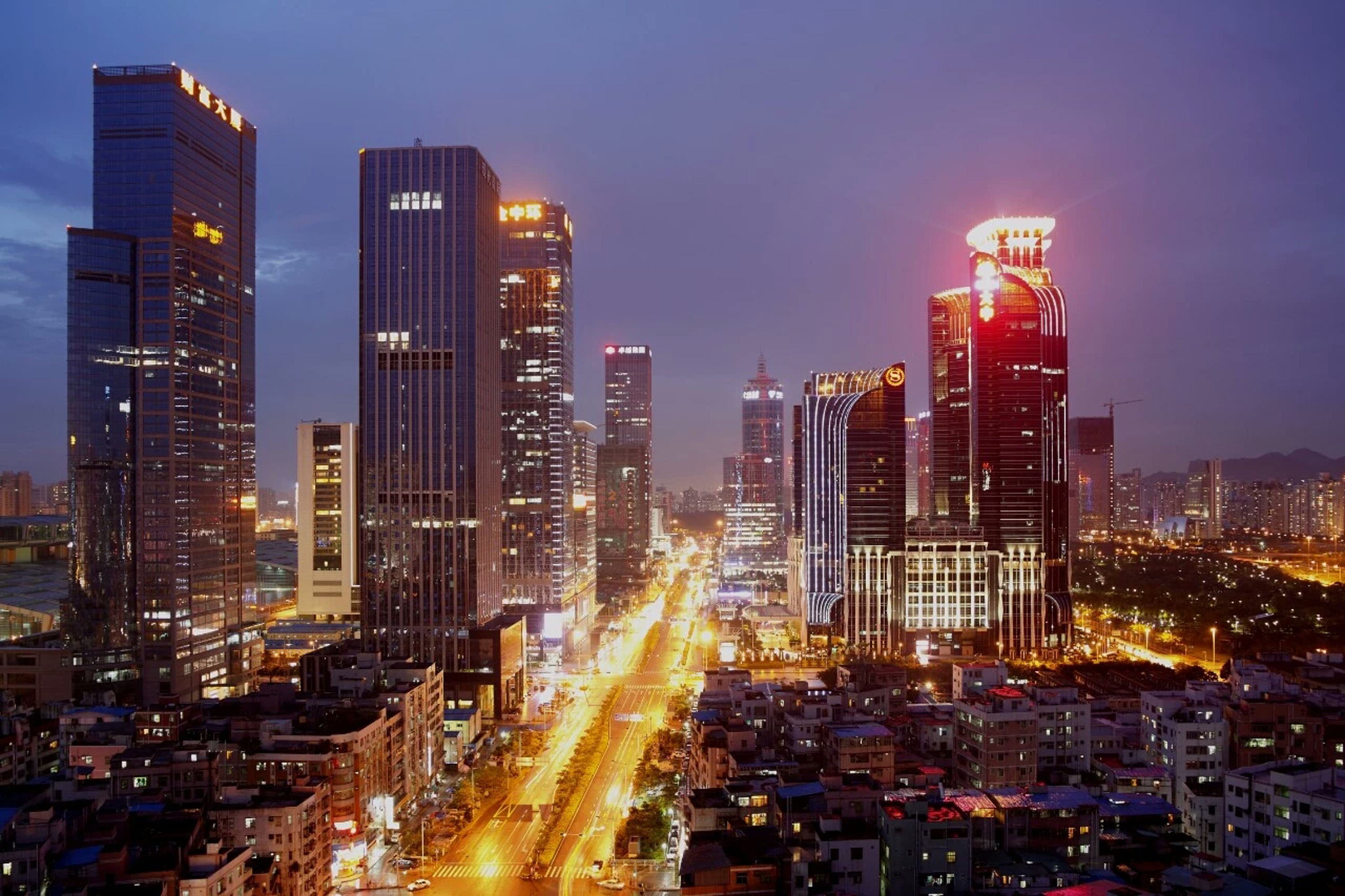 夏夜星光璀璨夺目、创亿助力福成天虹